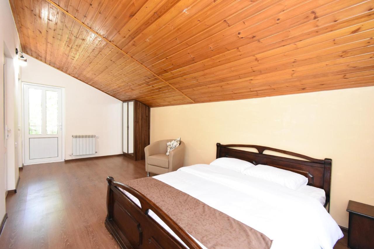 Forest Hills Yerevan Exterior photo