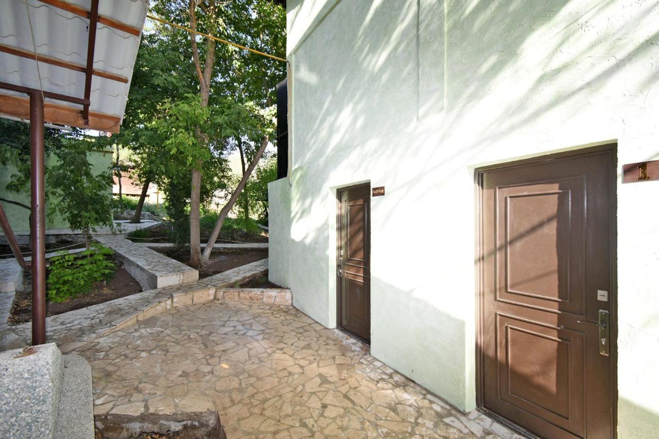 Forest Hills Yerevan Exterior photo